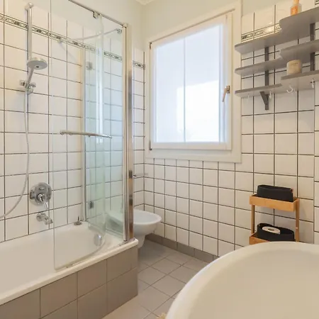 Lejlighed Besana 9 On The - Private Garden & Parking By Rent